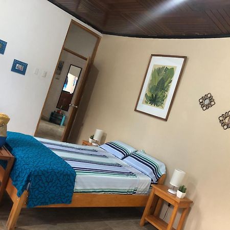 Poseidon Guest House Iquitos Exterior photo