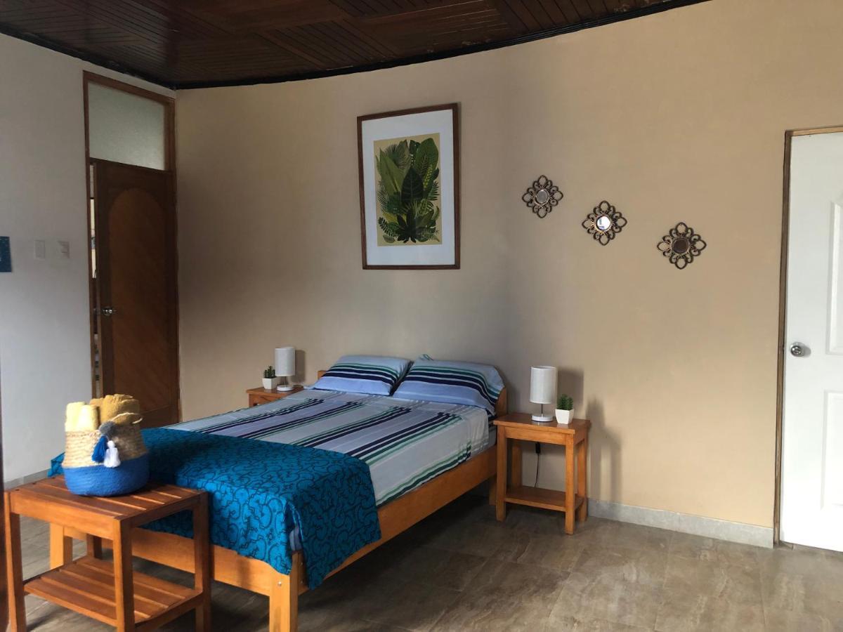 Poseidon Guest House Iquitos Exterior photo