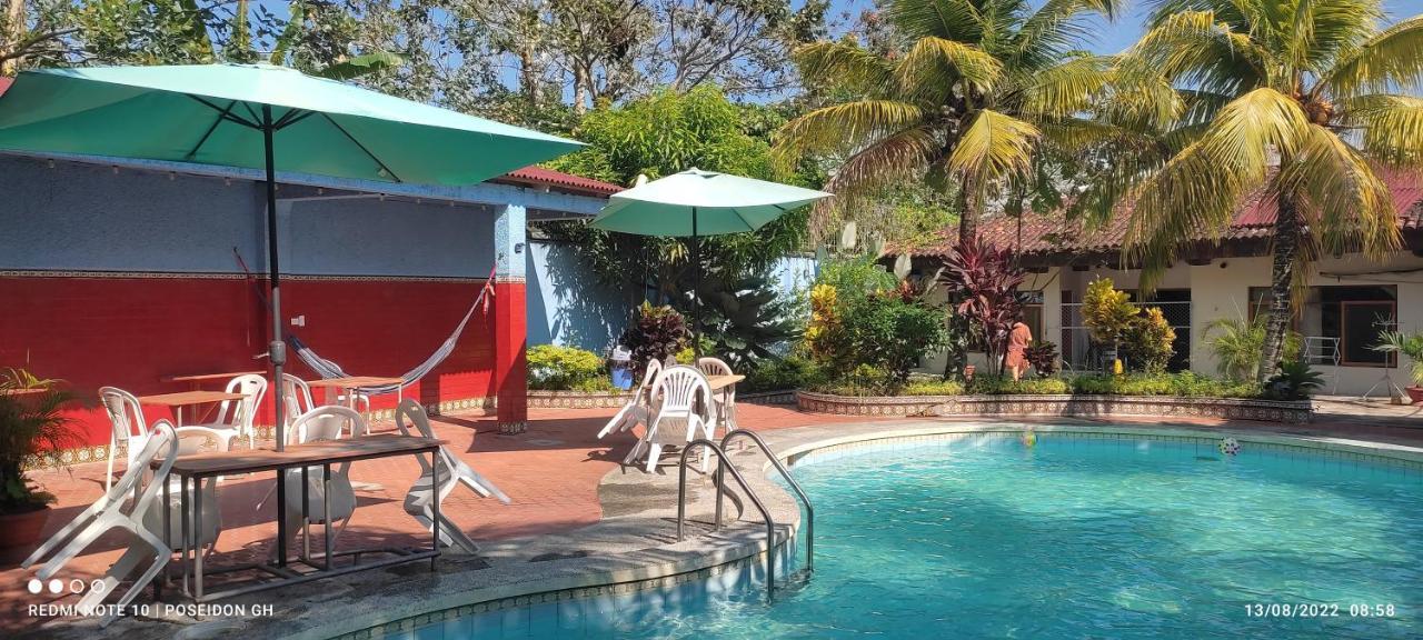 Poseidon Guest House Iquitos Exterior photo
